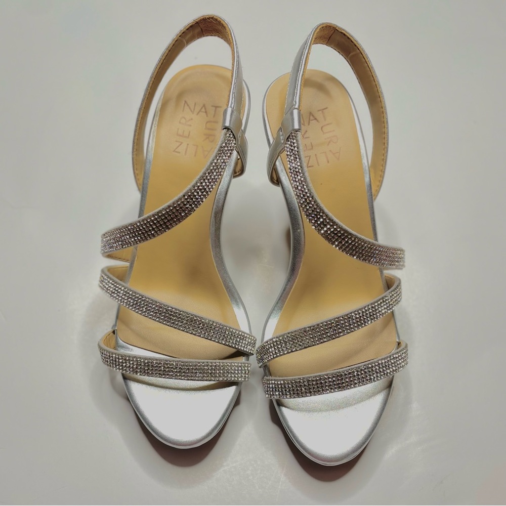 NEW Women’s Naturalizer Brenta2 Strappy Sandals Size 6